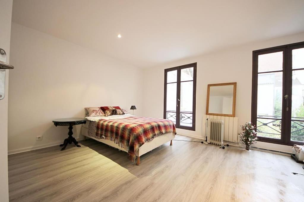 Ferienwohnung Eiffel Tower Paris Exterior foto